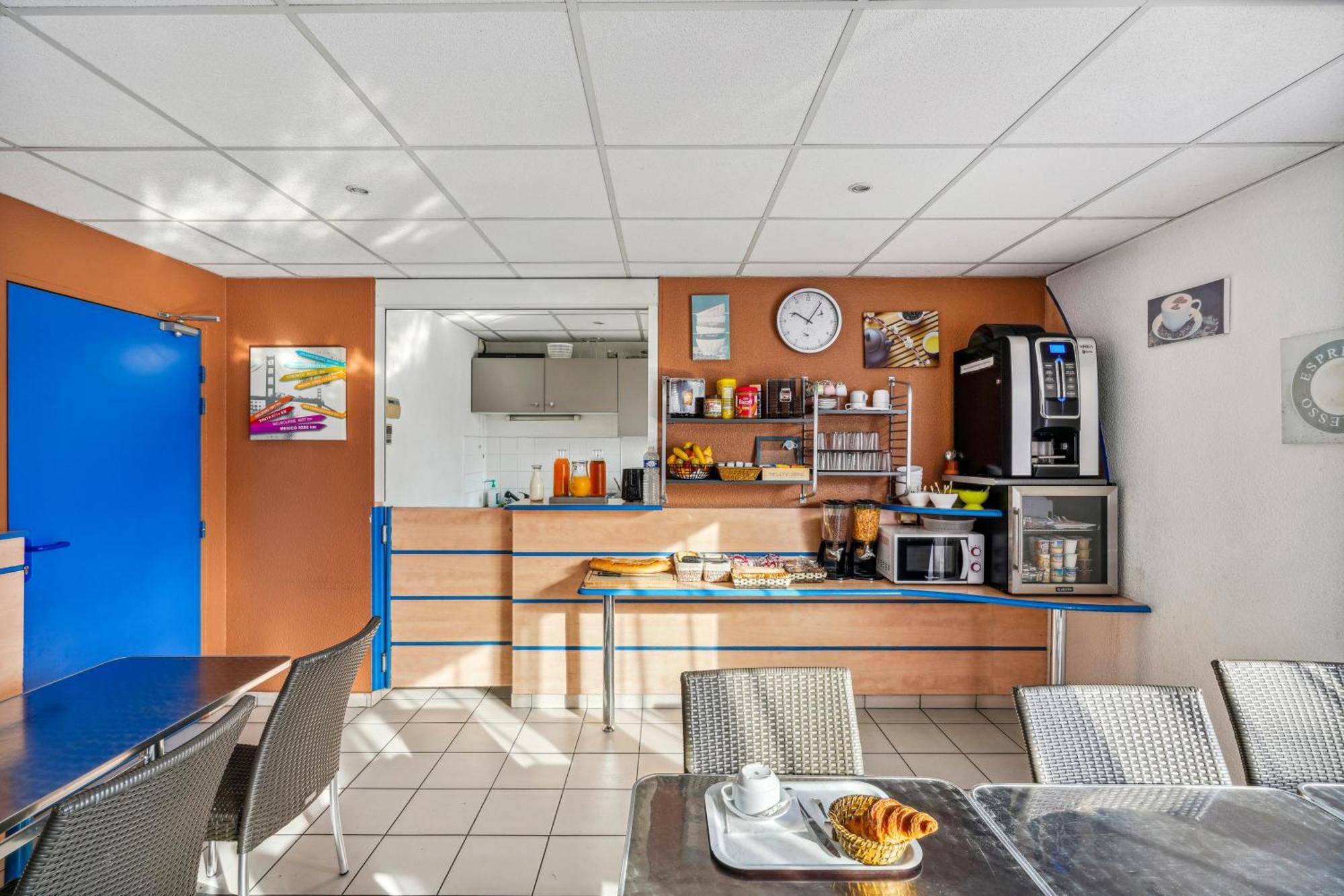 Hotel Akena Chateaurenard - Parc Des Expositions Avignon 외부 사진