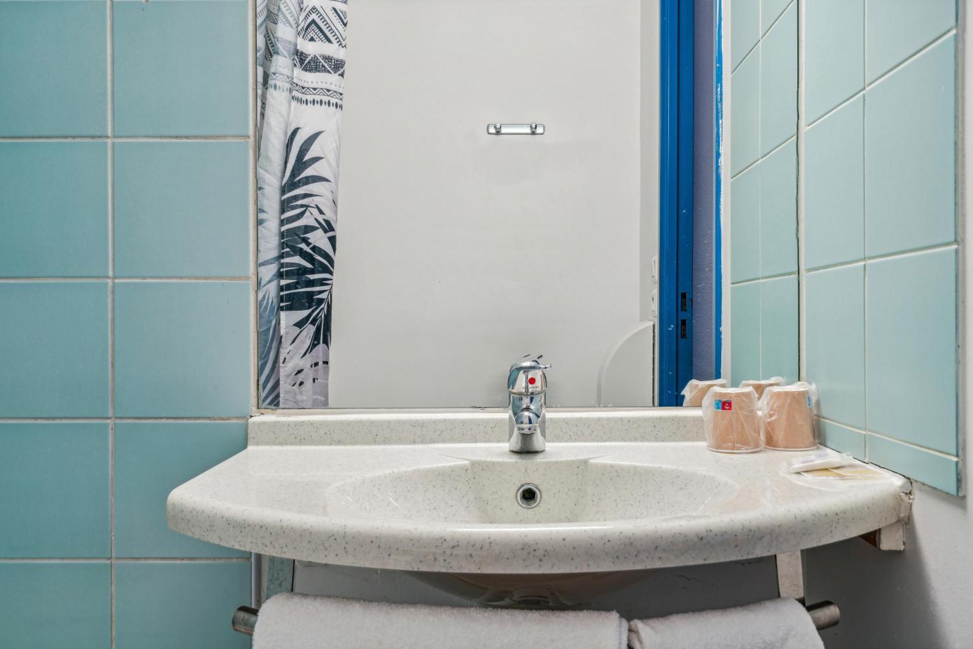 Hotel Akena Chateaurenard - Parc Des Expositions Avignon 외부 사진