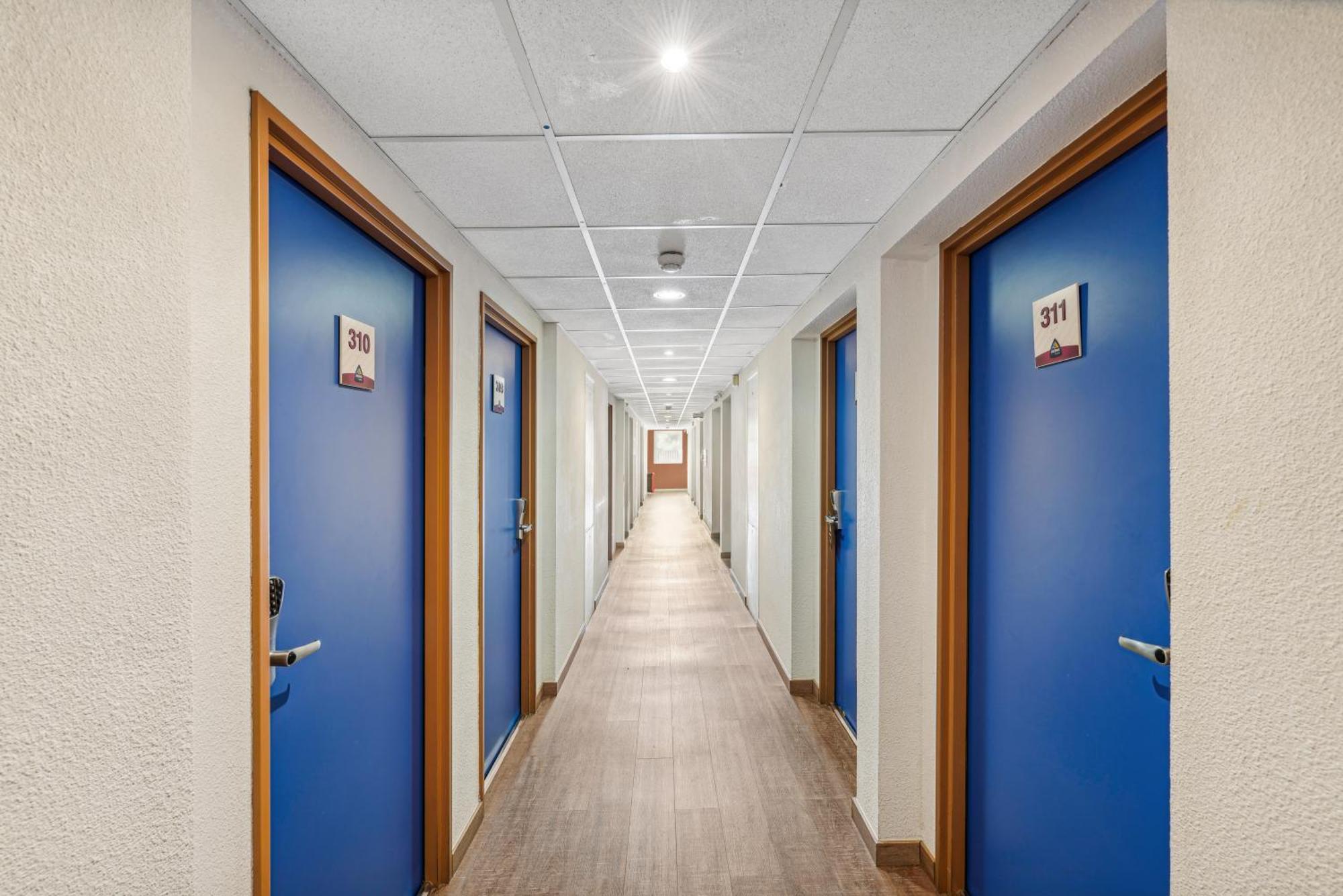 Hotel Akena Chateaurenard - Parc Des Expositions Avignon 외부 사진
